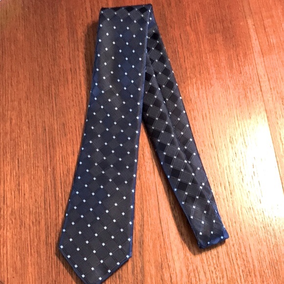 Jones New York Tie - Picture 5 of 9
